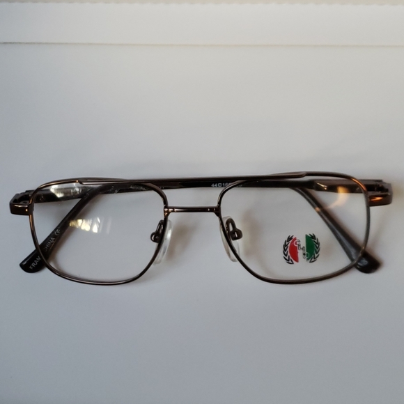 Boy's frames for prescription - Picture 2 of 4